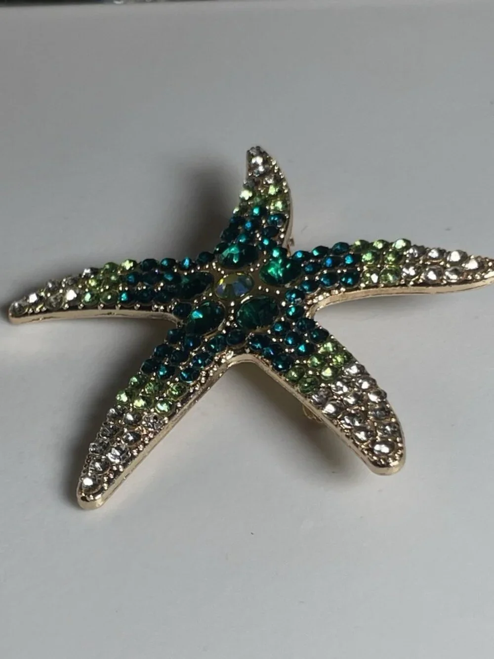 Blue Green Rhinestone Starfish Brooch Gold Tone Crystal Beach Ocean Nautical Pin